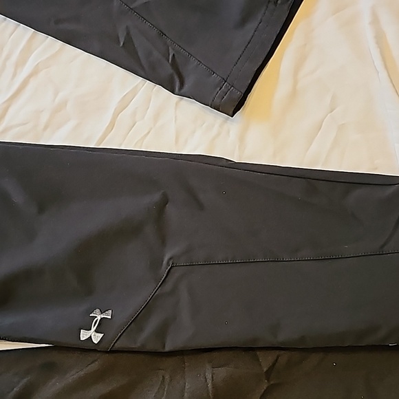 Under Armor track pant - Picture 2 of 3